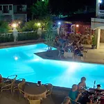 酒店 Ates 阿奇亚卡