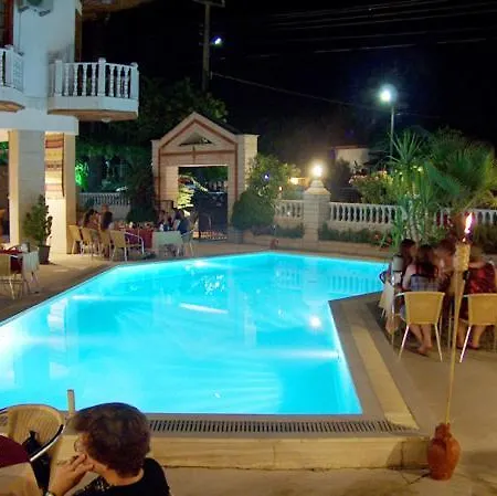 Ates Hotel 3*